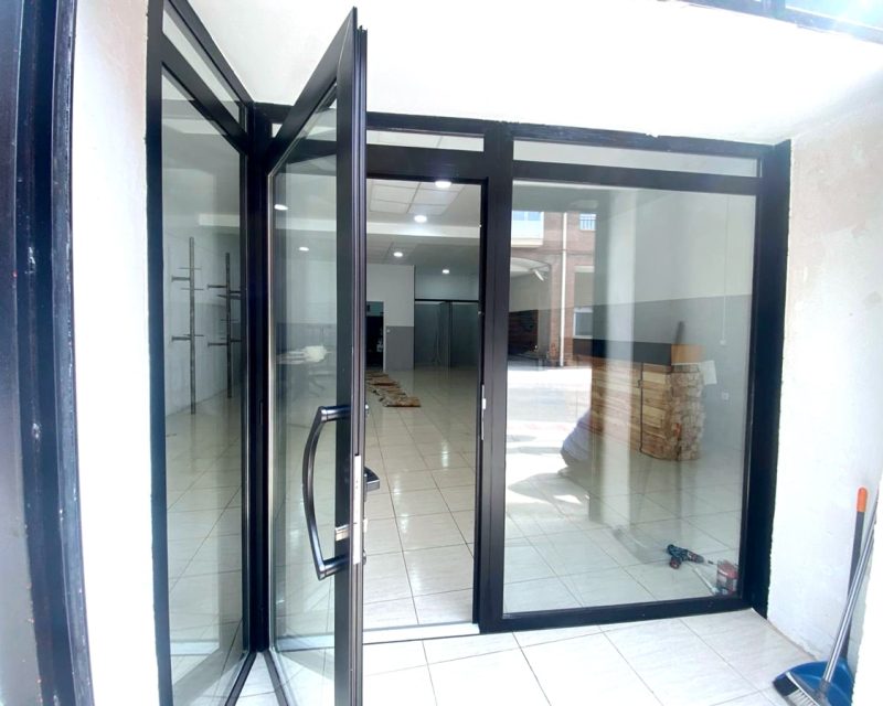 galeria-limpieza-locales-comerciales-01